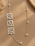 Name necklace, plated in white rhodium